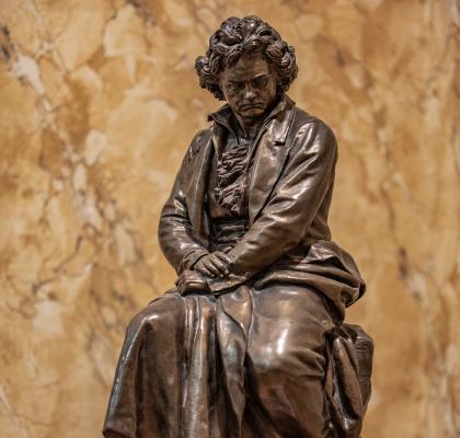 Bronze statue of Beethoven